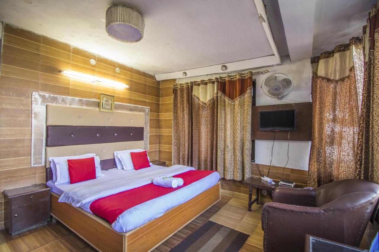 Holiday Plaza Hotel Dalhousie Exterior foto