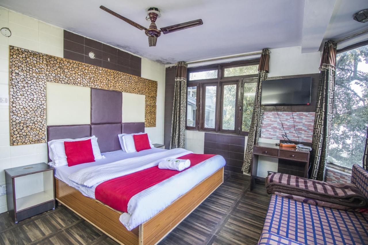 Holiday Plaza Hotel Dalhousie Exterior foto